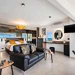 Aurora Port Nature - Vue Mer- Terrasse Plein Sud - Parking - Village Naturiste *