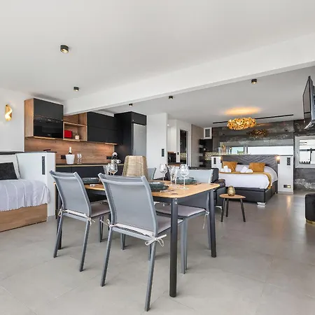 Apartment Village Naturiste R4n - Aurora Sea View *