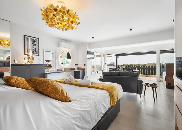 Villa Aurora Port Nature - Vue Mer- Terrasse Plein Sud - Parking - Village Naturiste *