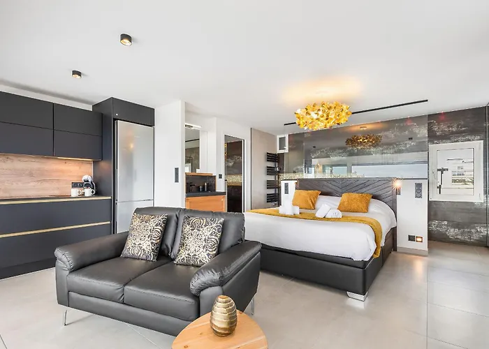 Villa Aurora Port Nature - Vue Mer- Terrasse Plein Sud - Parking - Village Naturiste