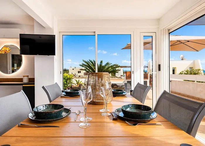 Aurora Port Nature - Vue Mer- Terrasse Plein Sud - Parking - Village Naturiste * Agde